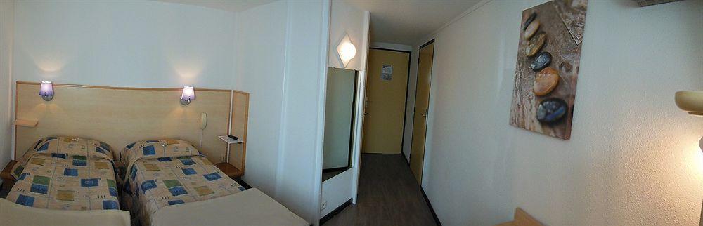 Ibis Budget La Rochelle Пюильборо Экстерьер фото