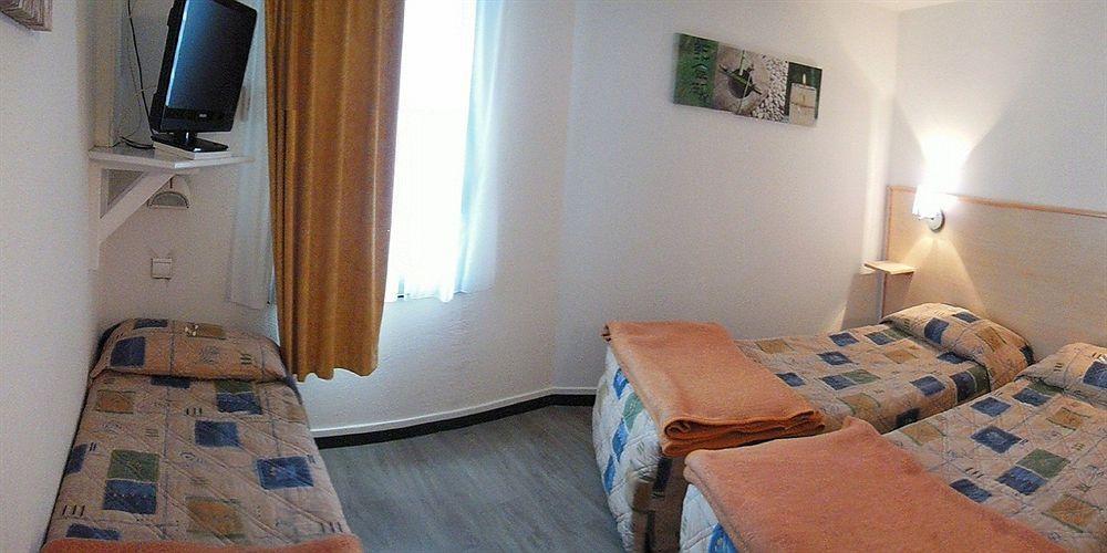 Ibis Budget La Rochelle Пюильборо Экстерьер фото