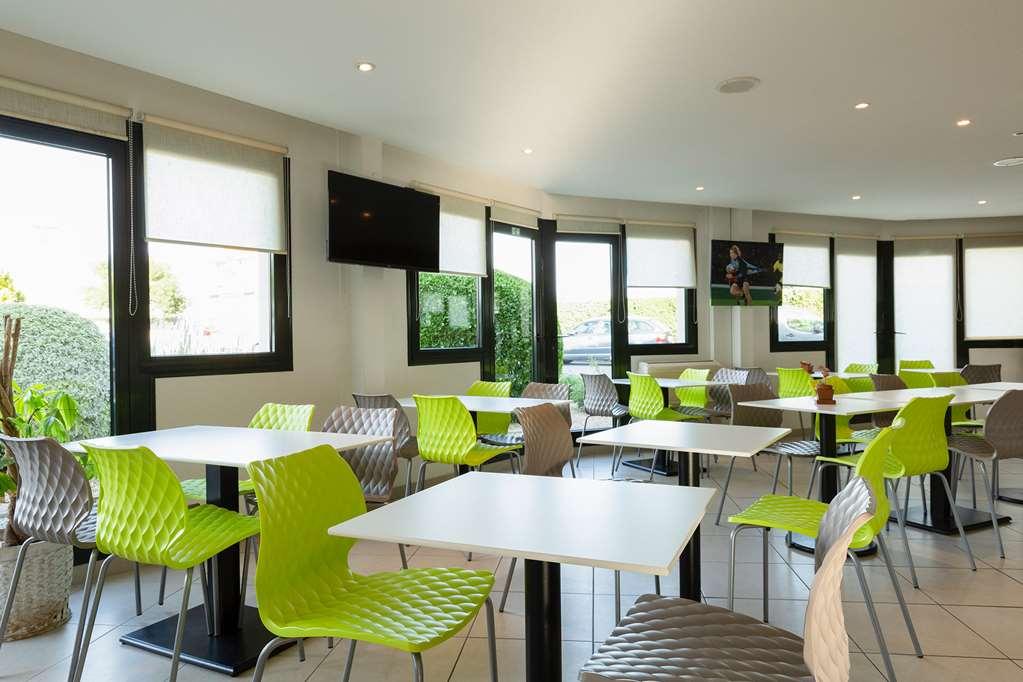 Ibis Budget La Rochelle Пюильборо Удобства фото