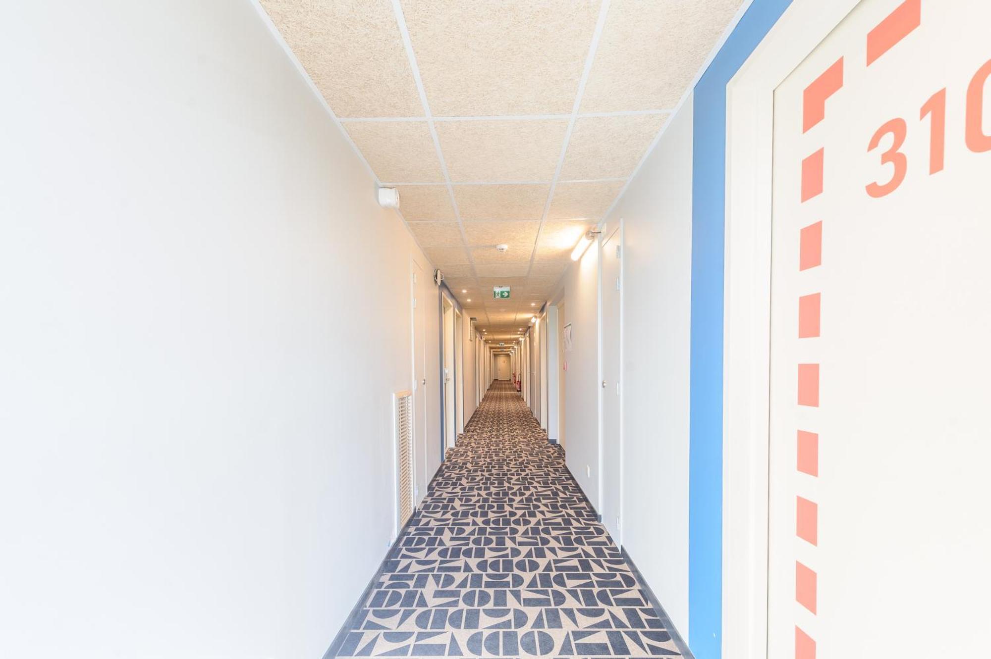 Ibis Budget La Rochelle Пюильборо Экстерьер фото
