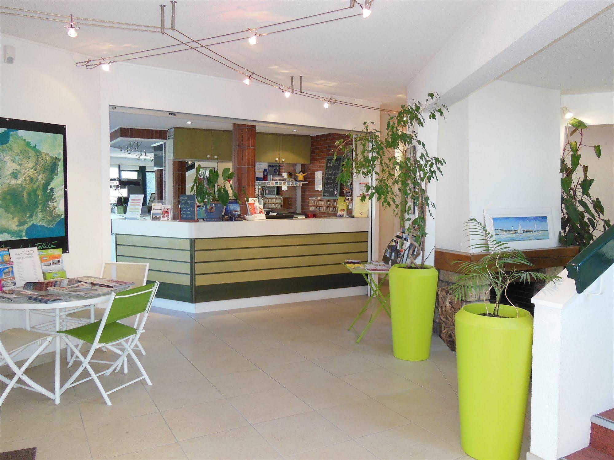 Ibis Budget La Rochelle Пюильборо Экстерьер фото
